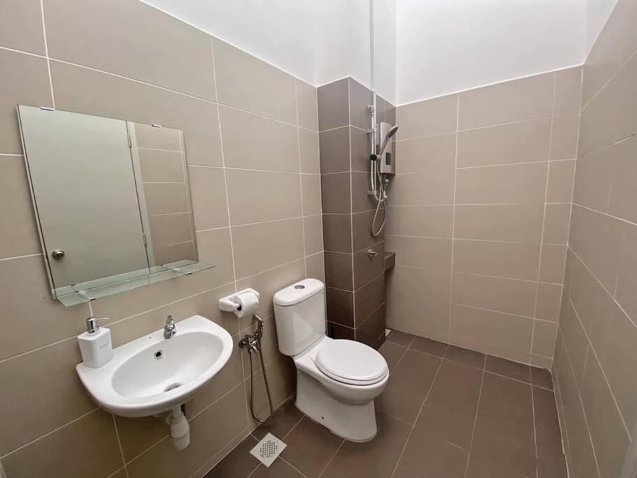 Desaru Twin Home 32Pax Bandar Penawar Esterno foto