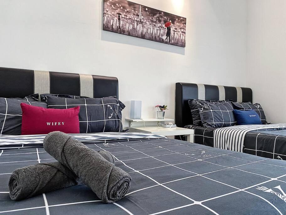 Desaru Twin Home 32Pax Bandar Penawar Esterno foto
